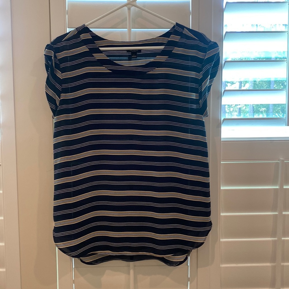 Ann Taylor women’s blouse